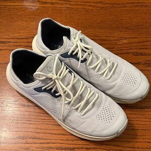 Men's OluKai sneakers size 11